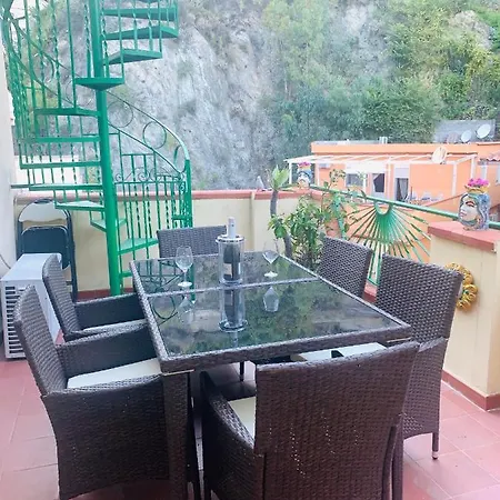 La Fontanella * تاورمينا